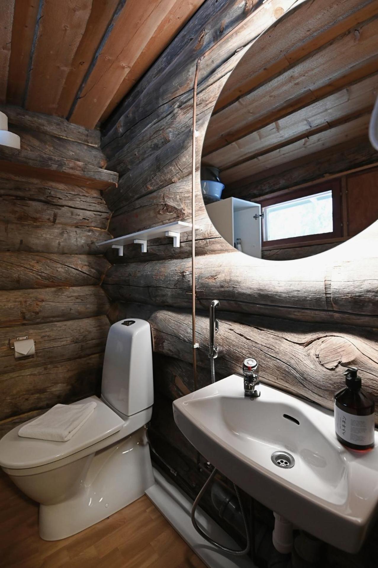 Classic Log Cabin Ski-In Ski-Out Levi Habitación foto