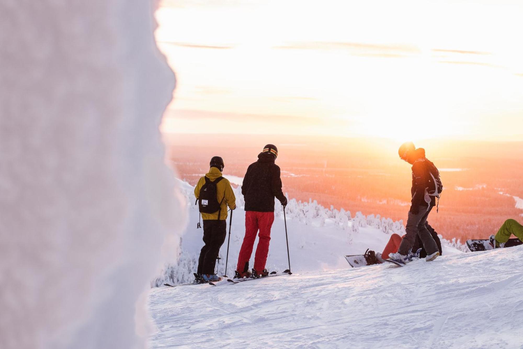 Classic Log Cabin Ski-In Ski-Out Levi Exterior foto